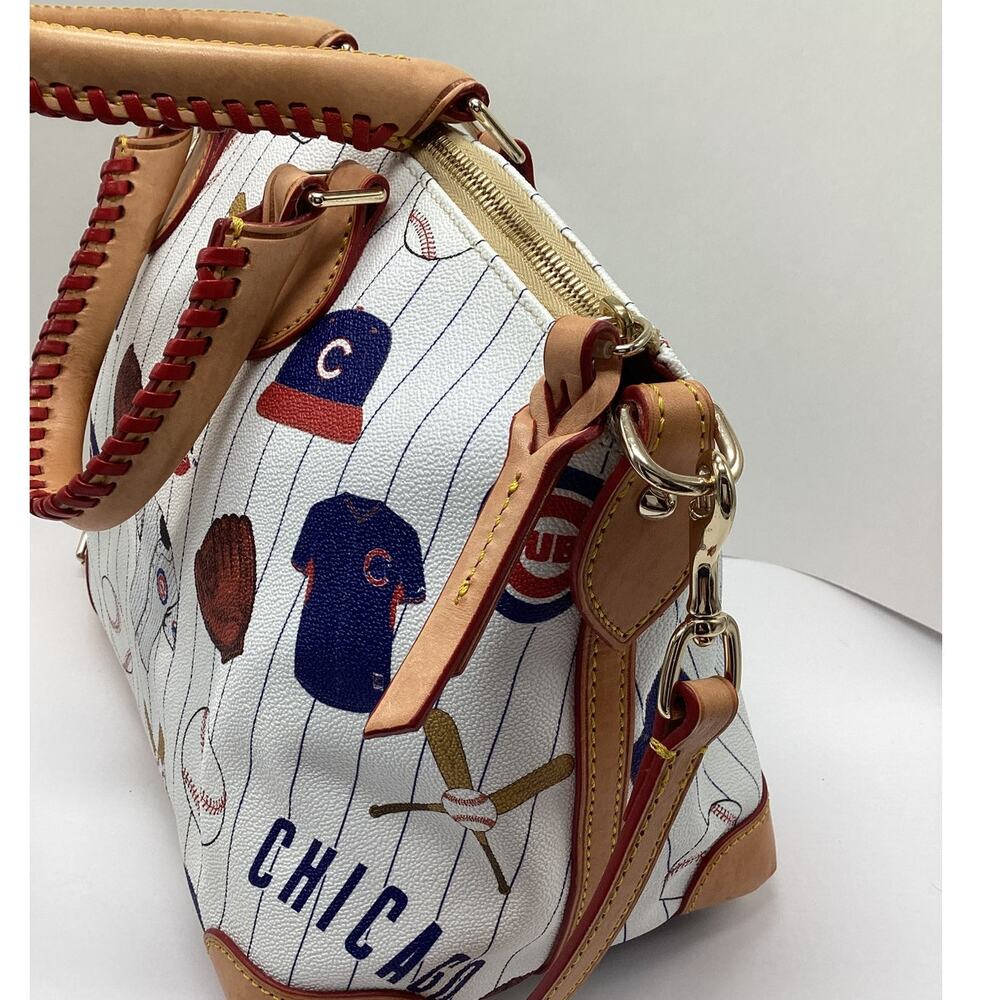 Dooney & Bourke Chicago Cubs Shoulder Hand Bag Rare - Picture 5 of 13
